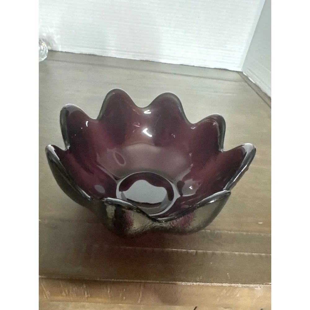 Blenko Amethyst Purple Scalloped Glass Bowl Signed Richard Blenko 2000 USA